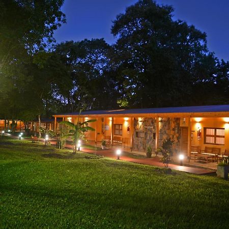 Posada Del Chaman Iguazu Пуэрто-Игуасу Экстерьер фото